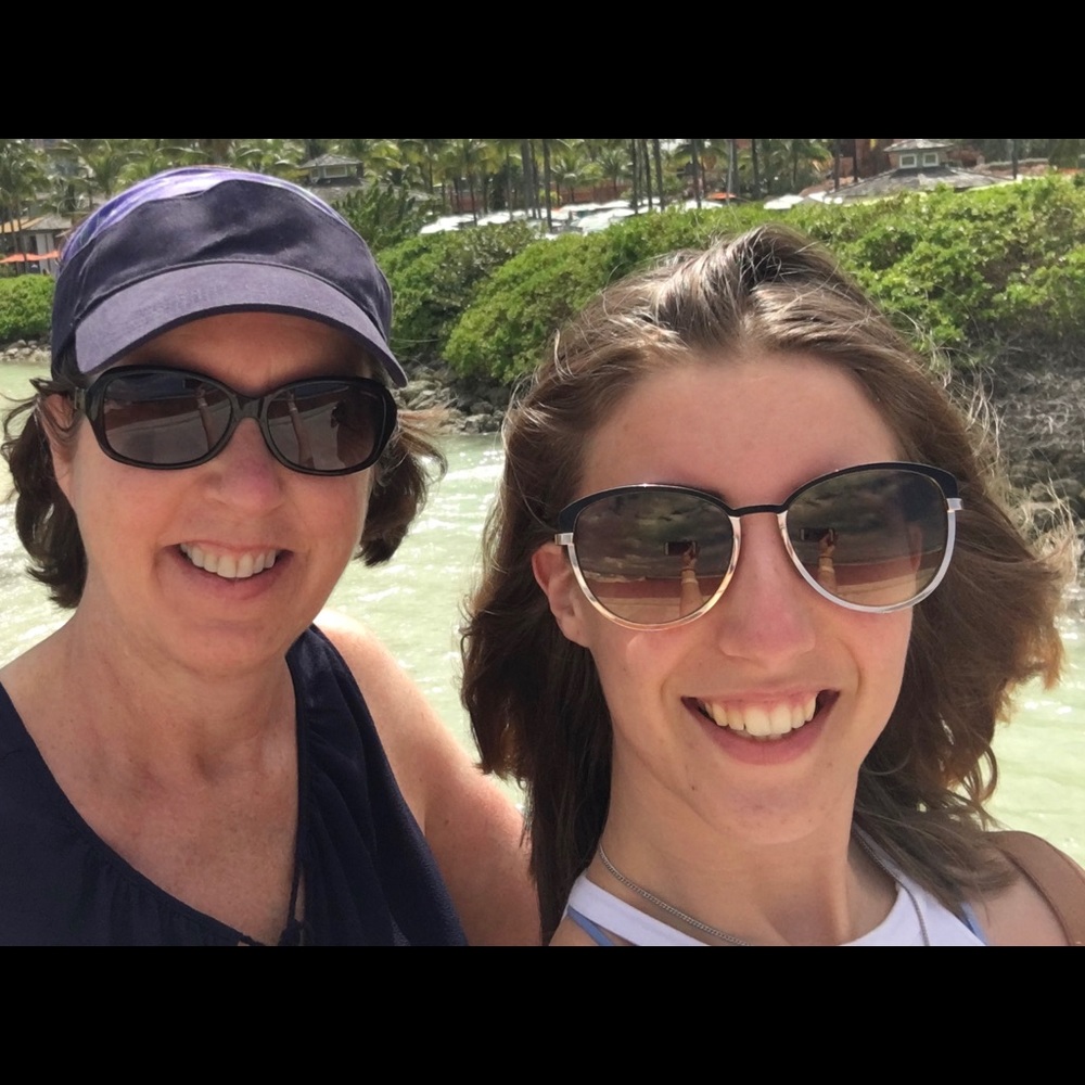 Meet your Posher Kelly & Ellen